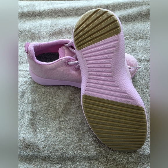 Allbirds Women's Wool Runner Mizzles in Buoyant Pink (Buoyant Pink Sole) 7 8 - Picture 4 of 4